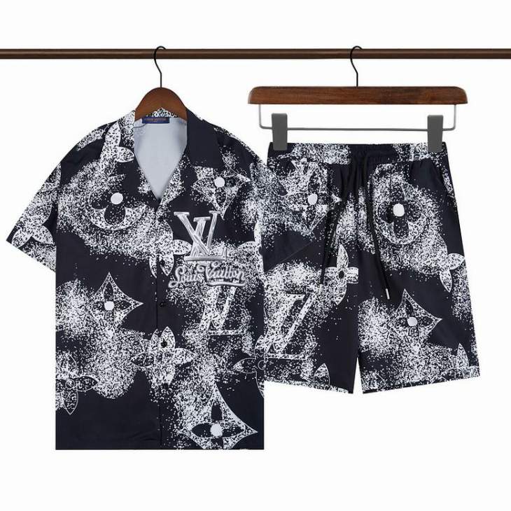 Picture of LV Shirt Pant Suits _SKULVM-3XLystxQ19623348